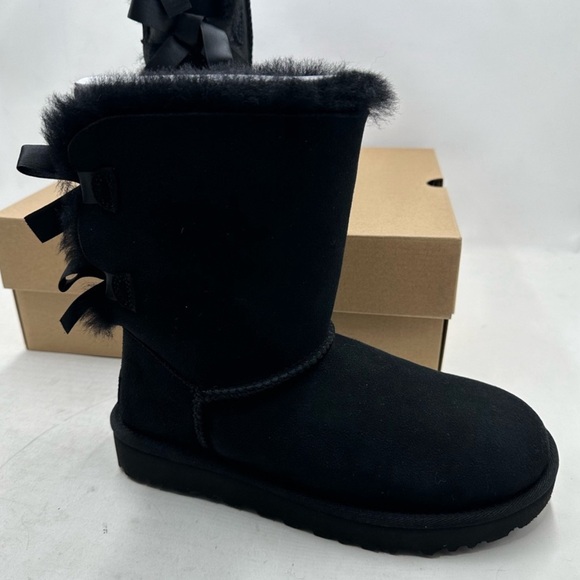UGG Bailey Bow II Boot - Picture 3 of 5